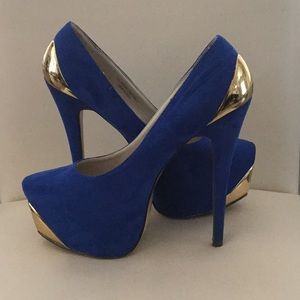 Blue suede Heels